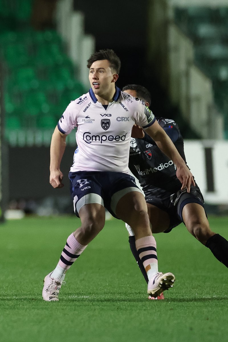 🐉 𝘿𝙀𝘽𝙐𝙏 | Finally a word for young Harri Ackerman who made his Dragons debut tonight, becoming Dragon #331, great shift Ackers! 👏👏👏

An amazing night for the centre with plenty more to come 💪

#WeAreGwentRugby #DRAvOYO