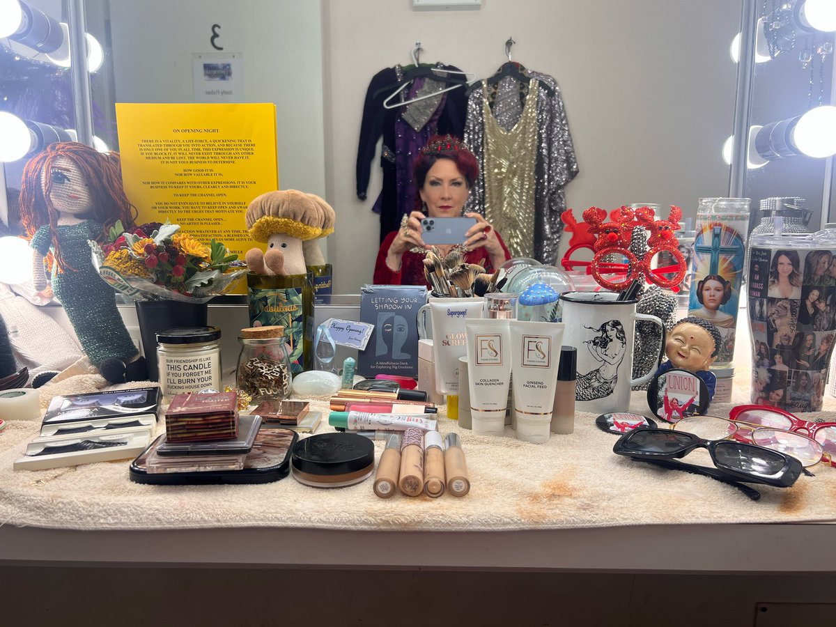 MsJoelyFisher's tweet photo. Returning to the stage after a pandemic and a strikeโฆMamaโs come home. #Cinderella Christmas @Lagunaplayhouse #evilstepmother has all she needs. @BeautybyFS #Theatre #Magic https://t.co/6NRYx4Bssk
