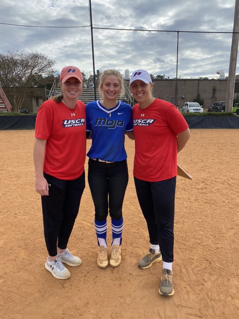 Thanks ⁦<a href="/CoachpooleU/">CoachPoole_USCA</a>⁩ and ⁦<a href="/AliciaDorgan/">Alicia Dorgan</a>⁩ for another amazing camp, even the weather was perfect today! ⁦<a href="/mojofastpitch1/">carolina Mojo fastpitch</a>⁩