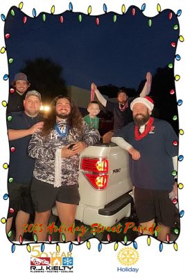<a href="/FivayFalconsFB/">Fivay Falcons Football</a> was a great night in the Christmas parade. Our boys were awesome with the community. Proud of these falcons! <a href="/FivayHighSchool/">Fivay HS Falcons</a> <a href="/CoachTaylorFHS/">Chris Taylor</a> <a href="/Johnkelllyy/">Coach Kelly</a> @FHSAPFeldman <a href="/Principal_Fivay/">Erik Hermansen</a> <a href="/Coach_Hendrix1/">Hendrix</a> <a href="/Raspbus/">J Wallace</a> <a href="/jukas2000/">Coach Jukas</a>