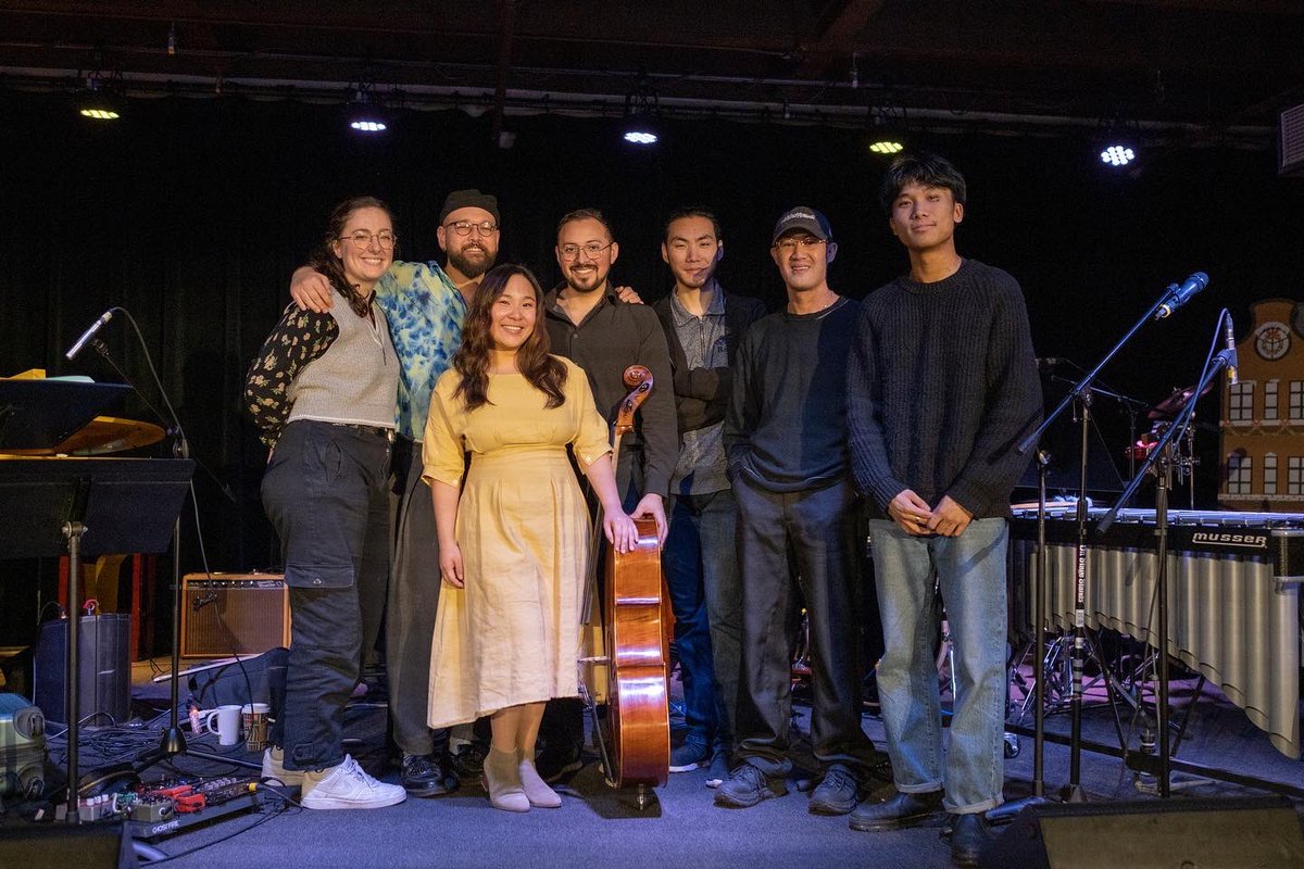 tzienna_'s tweet photo. Happy onstage 💖 I have wanted to be part of a live band for YEARS but was that classical-jazz misfit who didn’t quite fit in anywhere…this year I found my band gang ❤️ grateful for all these performing experiences.

#band #jazz #joehisaishi #ryuichisakamoto #soprano #cello https://t.co/Uzr8KtQGTH