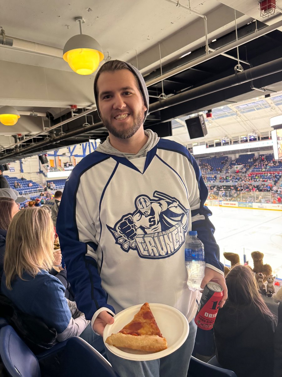 Legacymadojo's tweet photo. #TeamLEGACY students are rolling into the arena for tonight’s @SyracuseCrunch  game against @UticaComets 
#crunchsocial #tullyspucks 204 J 4 https://t.co/UZKpWN8u8u