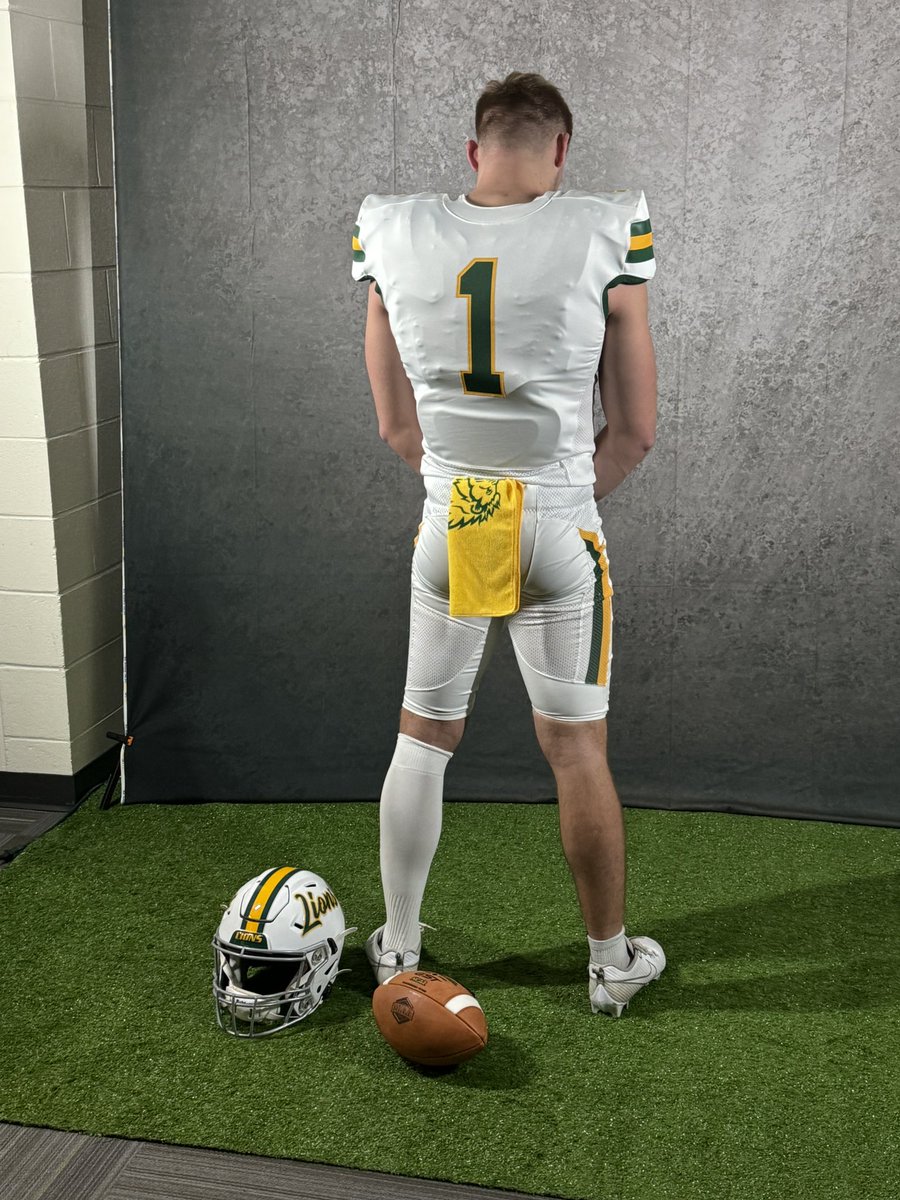 Isaiah Holthaus tweet media