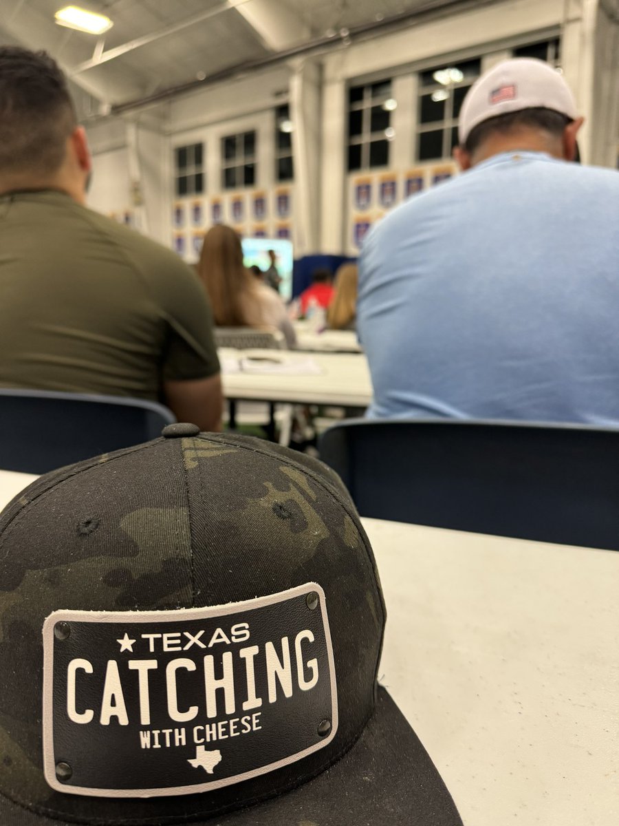 Jake Lindmeier (@jakelindy2021) on Twitter photo Spending time learning from the best minds in the game at #CatcherCon23.
Doesnt matter if you work with youth, hs, professional, ⚾️or🥎
Come with an open mind and ask your questions. Youll leave better!
<a href="/xanbarksdale/">Xan Barksdale</a>
#catchingwithcheese Spending time learning from the best minds in the game at #CatcherCon23.
Doesnt matter if you work with youth, hs, professional, ⚾️or🥎
Come with an open mind and ask your questions. Youll leave better!
<a href="/xanbarksdale/">Xan Barksdale</a>
#catchingwithcheese