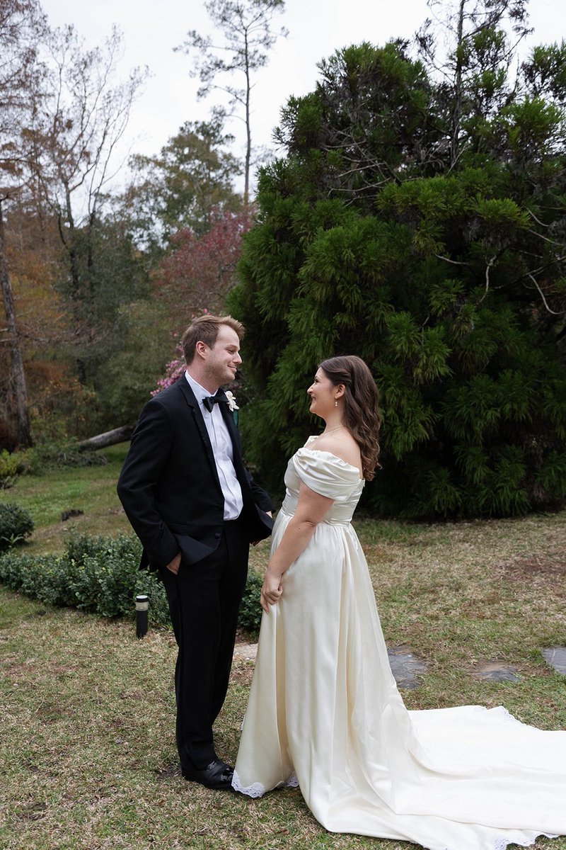 Mattalicious93's tweet photo. Last weekend I married my best friend. My heart has been so full, it’s hard to put into words. The support we’ve both felt from our best friends and family coming together and meeting in one place to celebrate that.. It was the best night of my life. 

This girl changed my life https://t.co/o3PwJefoCE