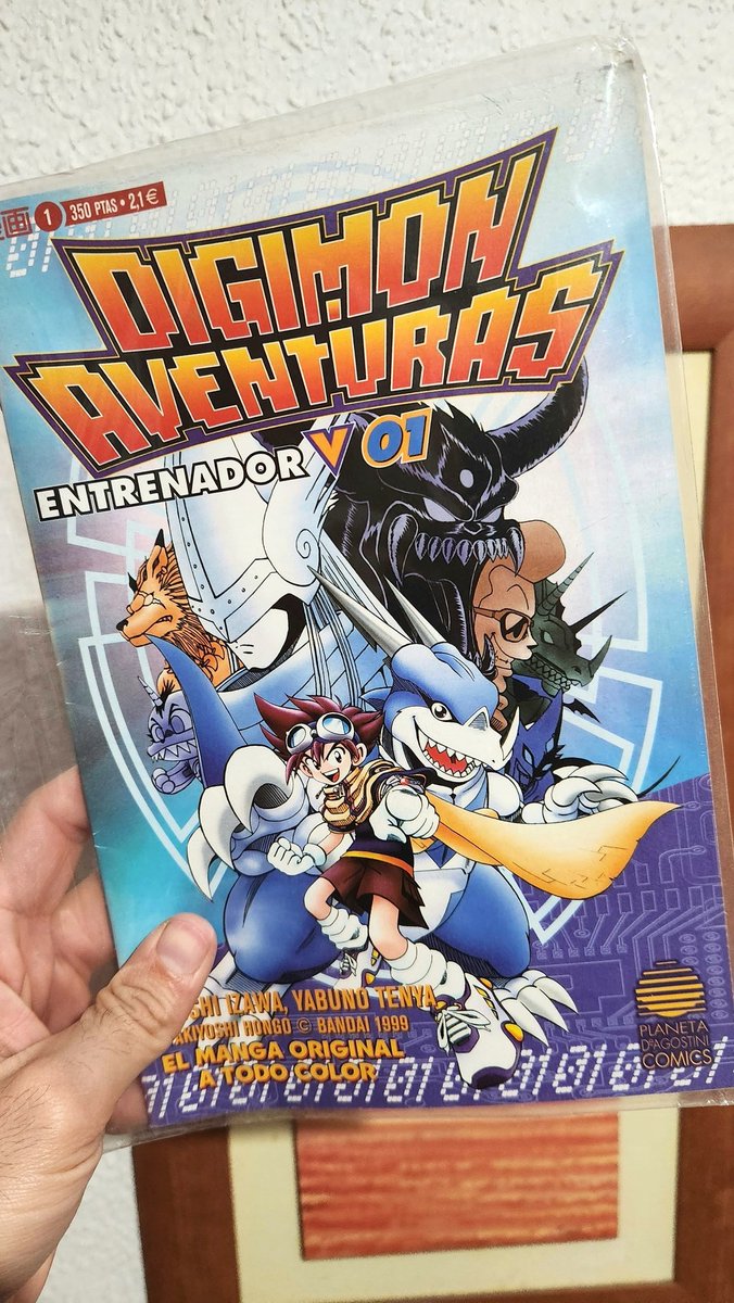 Digimon_Freaks's tweet photo. Ahora que @NormaEdManga va a traerlo a España, voy a leerme de nuevo los tomos que tengo de #DigimonAdventureVTamer01 😍
#Digimon #DigimonAdventure #DigimonAdventureVTamer #Manga https://t.co/k6VRDypcsr