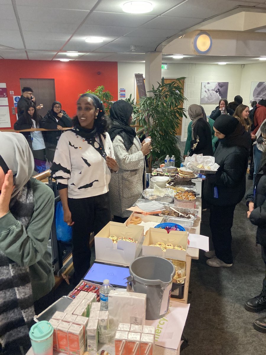 Fantastic effort from our Nursing/Midwifery & AHP students on 5th Dec launching the new Muslim prayer rooms and ablution facilities in Robert Winston Building SHU and raising money for Gaza 🇵🇸 @sheffhallamuni