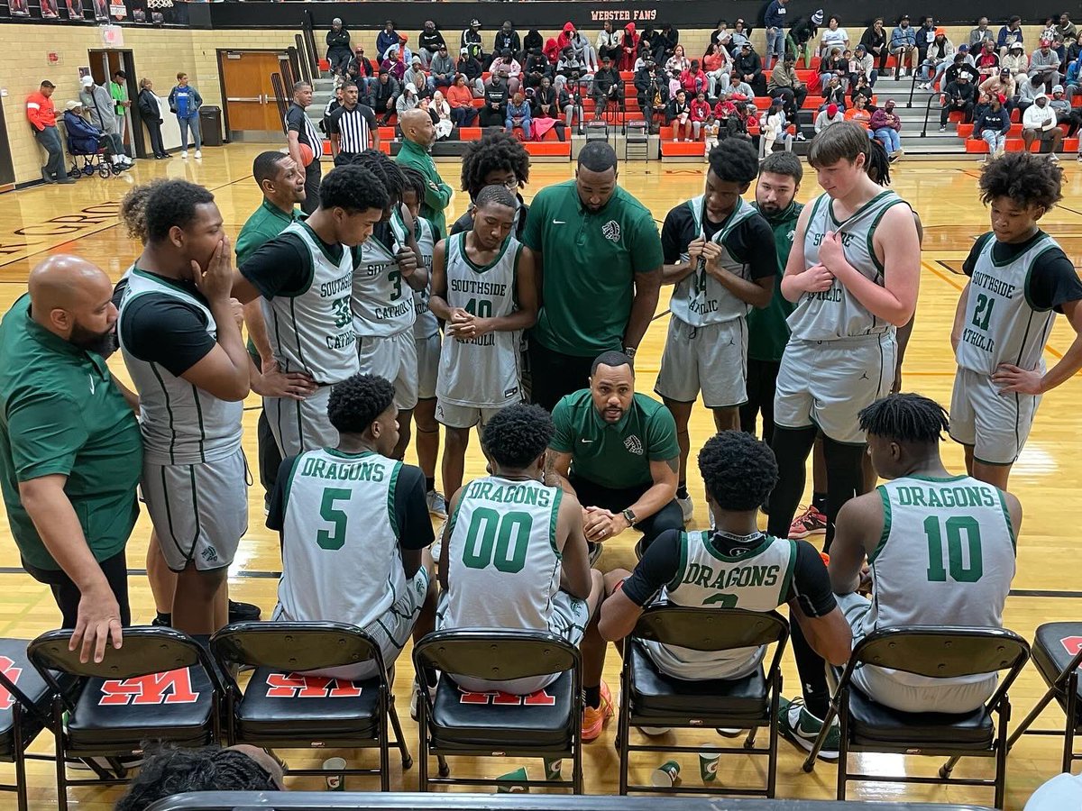 StMarysDragons's tweet photo. Your @SSCHoops Dragons are 10-0 AND the Webster Groves Classic Champions! 🏀🐉 Congratulations to Demetrius Griffin, Caden Ward, and Zyree Collins for earning an All Tournament Team Honors!
#SouthSideCatholic #GloryToTheGame https://t.co/eSxIlG08ir