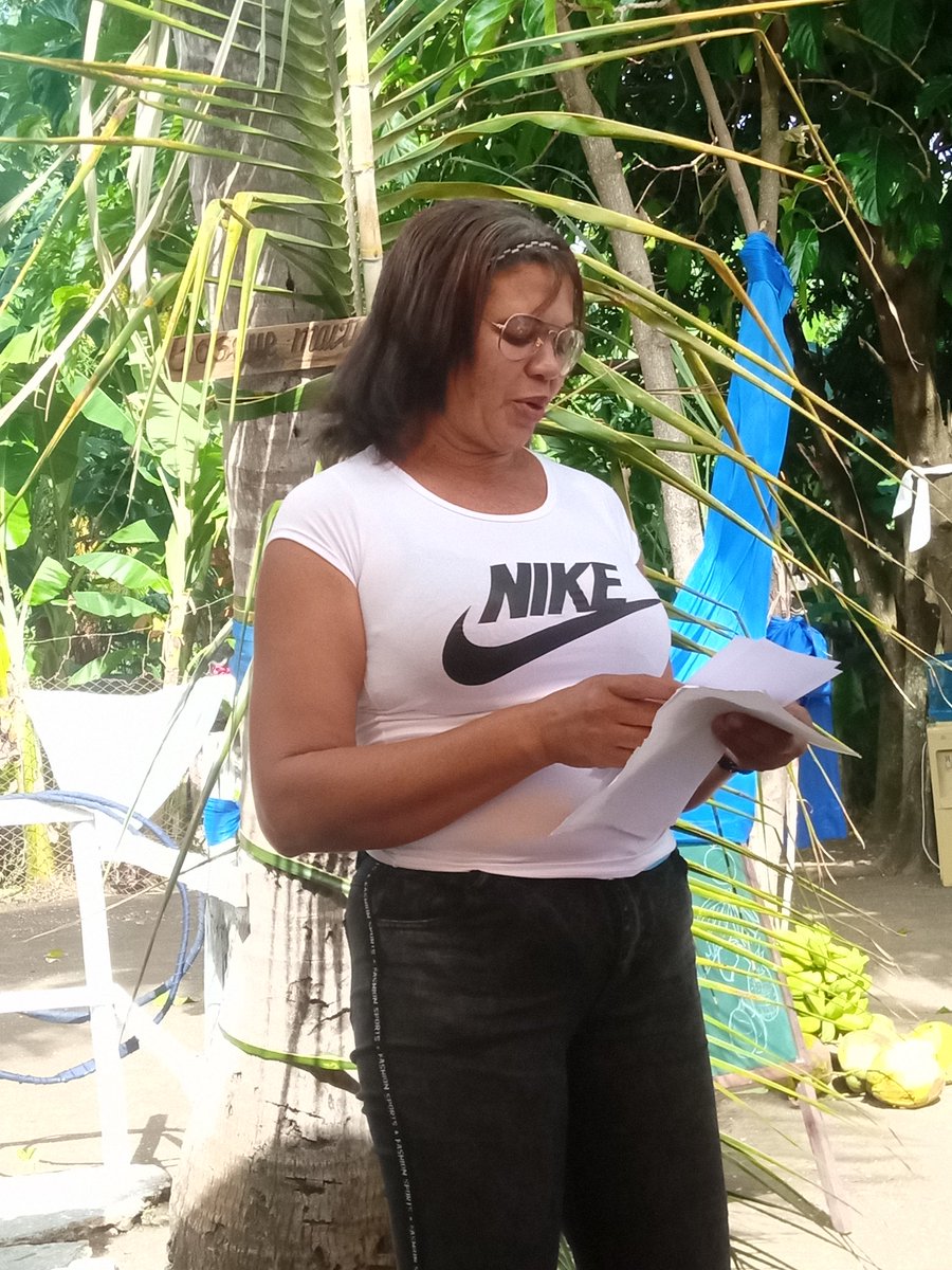 #Cuba #CubaMined
<a href="/Educa_Gtmo/">Dgeap Guantánamo Cuba</a> 
Encuentro de maestros de montaña ,en el municipio Manuel Tames ,intercambio de saberes ,cuánto adentro ,cuànto amor por lo que hacen .
Hoy reconocimos a esos héroes anónimos que, con pasión y compromiso, hacen florecer el potencial humano”
<a href="/btan0987/">Naima Ariatne Trujillo</a>