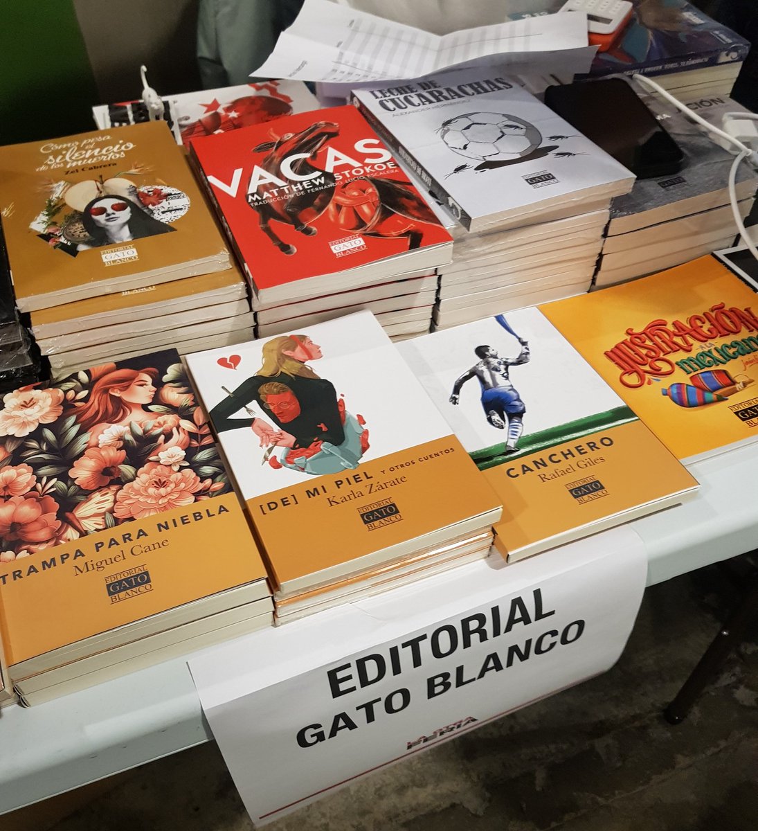 Los libritos de <a href="/EditGatoBlanco/">Editorial Gato Blanco</a>
