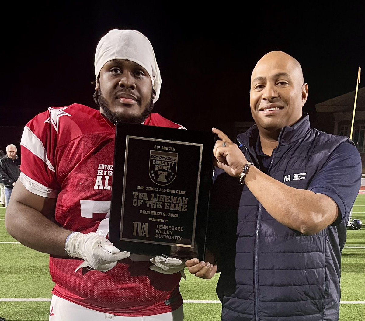 AutoZone Liberty Bowl (@azolibertybowl) on Twitter photo And that’s a wrap! Red Team wins the 21st @AutoZone Liberty Bowl High School All-Star Game 30-14.
<a href="/ARSRescueRooter/">ARS/Rescue Rooter</a> MVP was Kumaro Brown from <a href="/discovermase/">MASE</a>.
<a href="/TVAnews/">Tennessee Valley Authority</a> Lineman of the Game was Travis Shaw from <a href="/HHSMustangs/">HHS Mustang Football</a>. And that’s a wrap! Red Team wins the 21st @AutoZone Liberty Bowl High School All-Star Game 30-14.
<a href="/ARSRescueRooter/">ARS/Rescue Rooter</a> MVP was Kumaro Brown from <a href="/discovermase/">MASE</a>.
<a href="/TVAnews/">Tennessee Valley Authority</a> Lineman of the Game was Travis Shaw from <a href="/HHSMustangs/">HHS Mustang Football</a>.