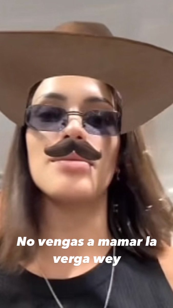 violette9023's tweet photo. Jajsjajajaj la quiero 

#GranConstanza https://t.co/Z89BV7roPW