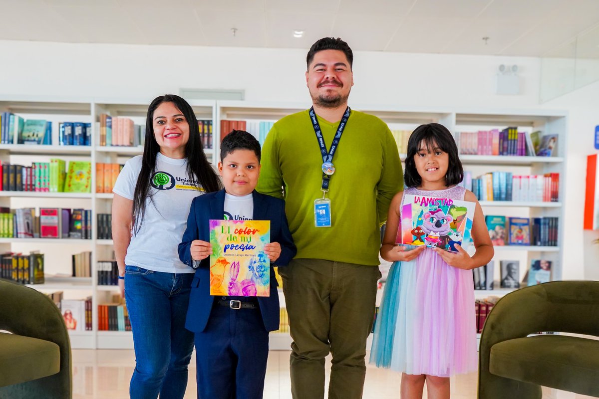 BINAES's tweet photo. ¡Celebramos la llegada de dos talentosos autores! ✍🏼

Natalia y Emerson son dos escritores infantiles que forman parte de la Fundación Altas Capacidades El Salvador (@AACCELSAL), que nos regalaron sus obras "La amistad y los amigos" y "El color de mi poesía". 📚✨ https://t.co/VtoysMRu17
