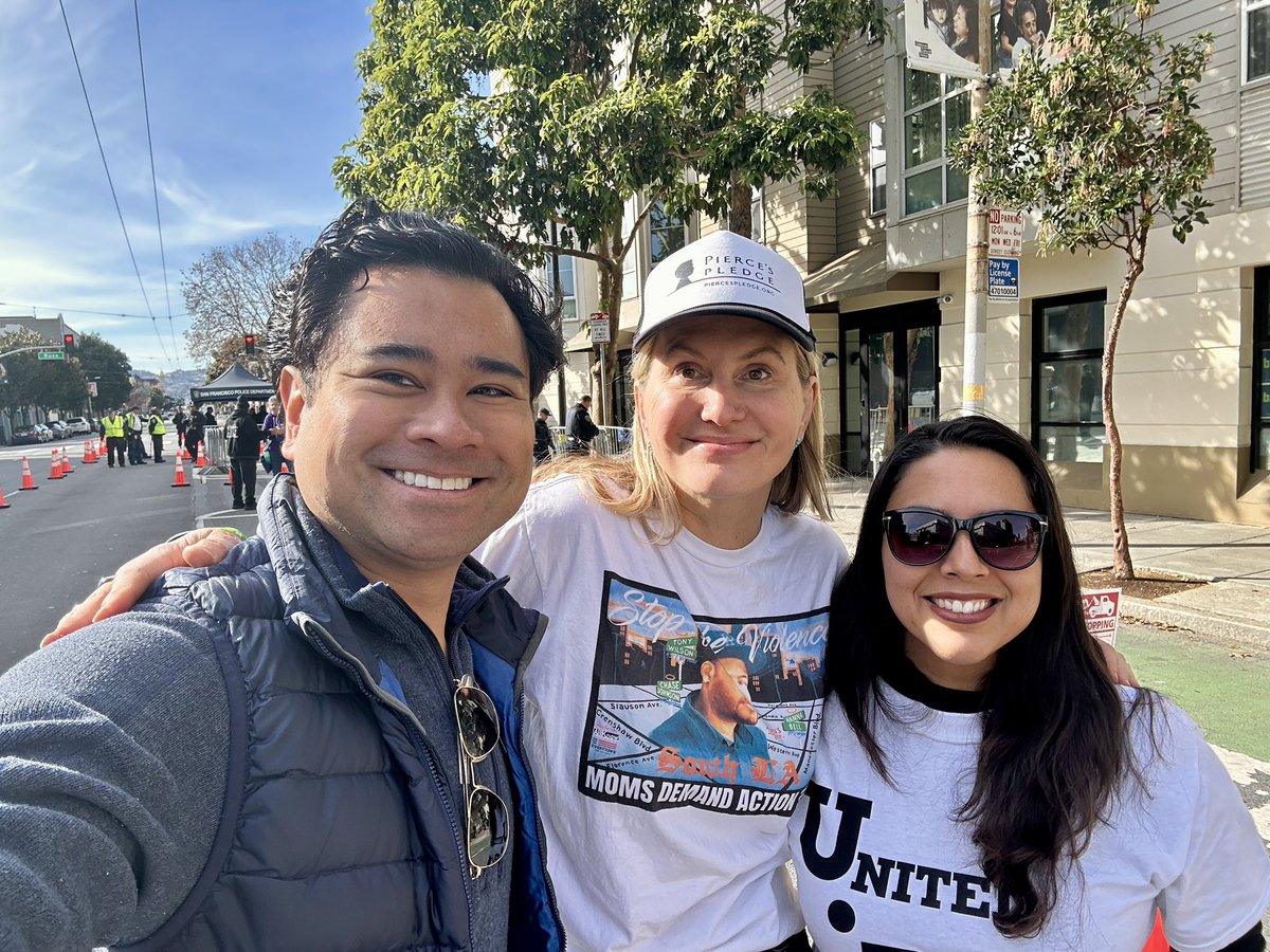 I’m inspired by the community coming together to take 196 guns off the street today! Thank you to @UP4LIFE for organizing this annual buyback event and leading the fight against gun violence.