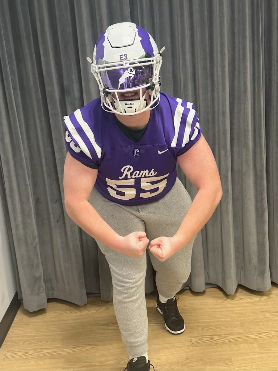 Had a great time at campus! Thank you for the invite @CoachAdams_CC <a href="/CornellRamsFB/">Cornell College Football</a> <a href="/WHSWolverineFB/">West High Wolverines Football Team</a>