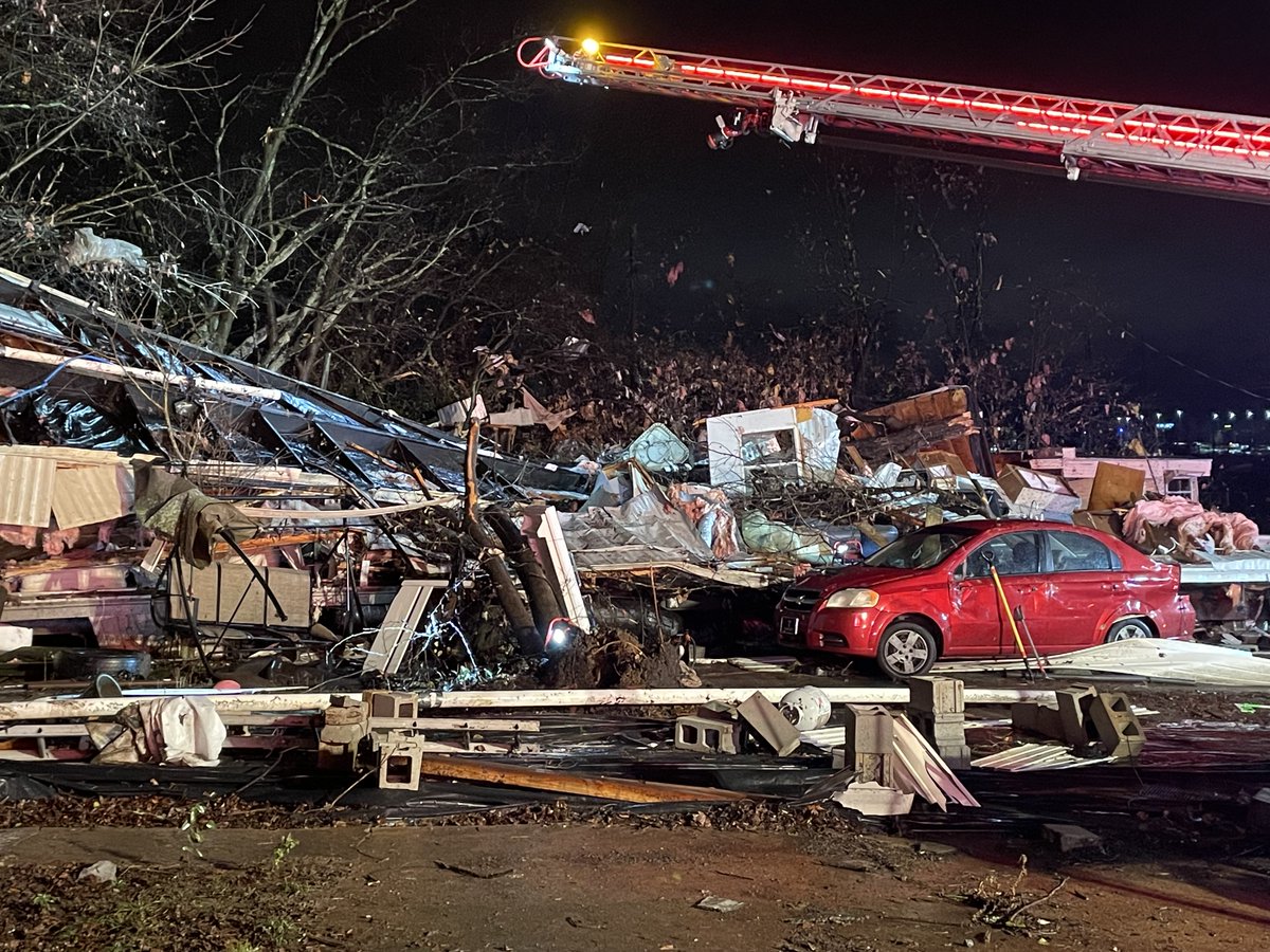 NashvilleEOC's tweet photo. The Nesbitt Lane area has severe damage. Our Personnel along with @NashvilleFD are on scene. Avoid this area. Remember do not approach downed power lines. https://t.co/0eaShIa8VJ