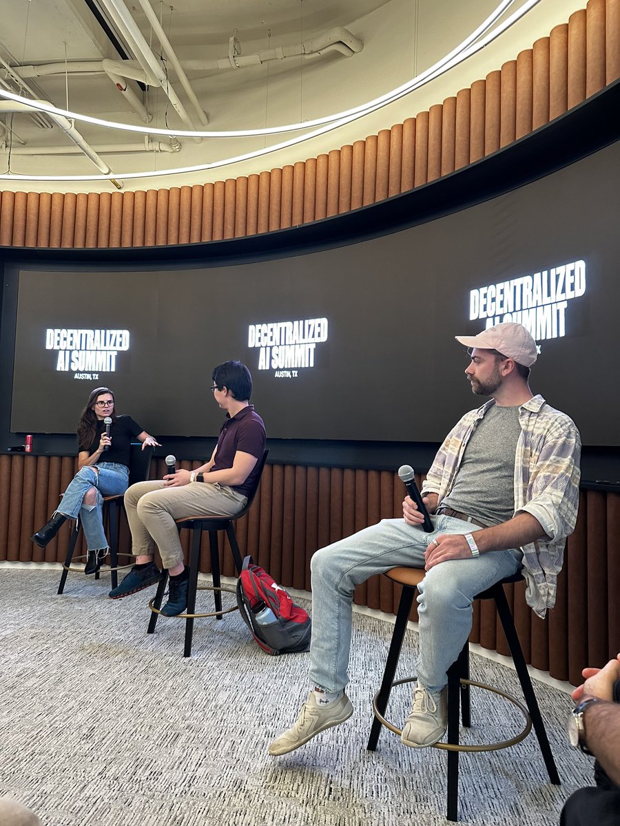 caseykcaruso's tweet photo. good conversation on distributed pre-training, finetuning &amp; inference, and ZK verifiability with @nayr_oac from @ModulusLabs and @benfielding from @gensynai 

so much fun to moderate this panel; leaving more optimistic about this category https://t.co/KdhDV8w11A