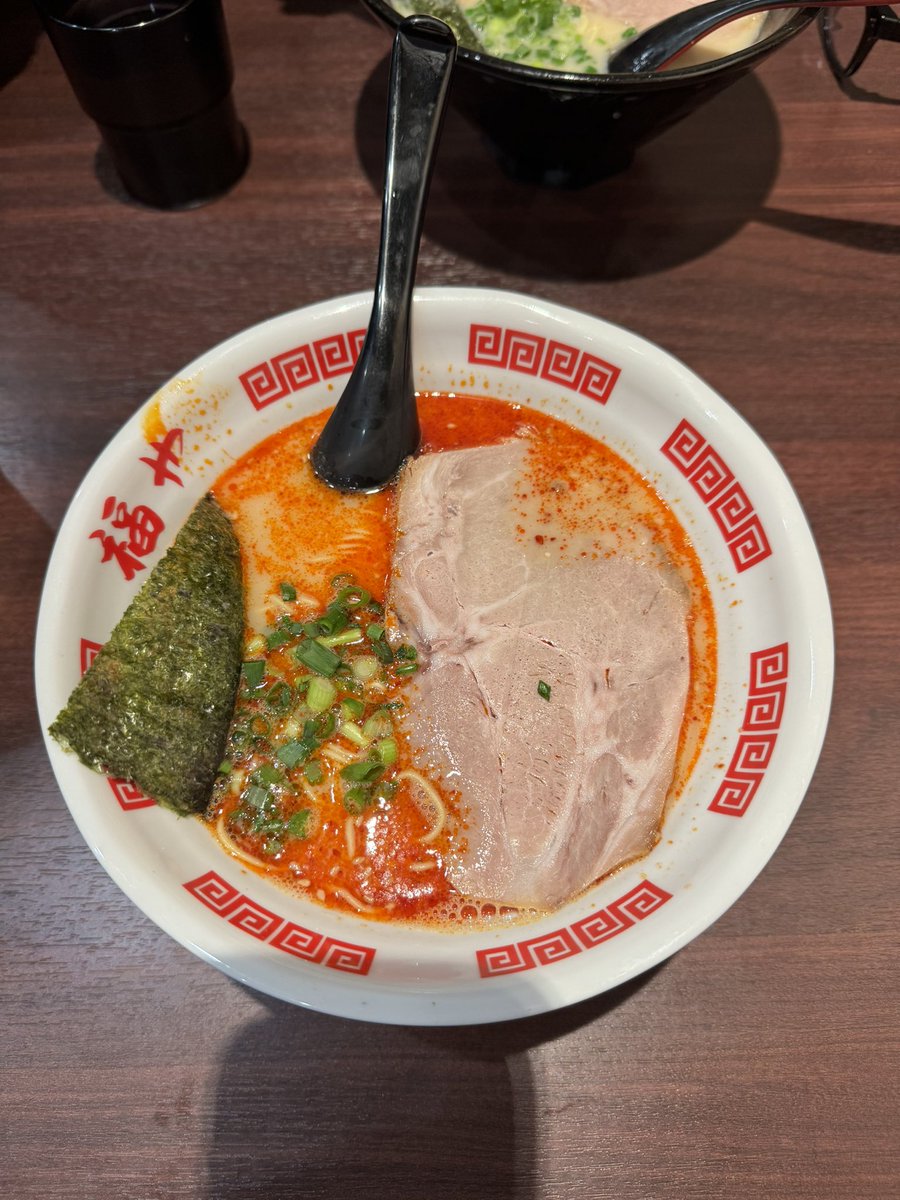 eko_ramen's tweet photo. 博多ラーメンふくや(東京都台東区)
博多ラーメン赤
こういう系のラーメン、赤と黒でいつも迷う、、、 https://t.co/vaXOFso31E