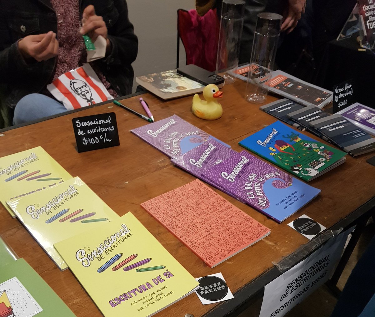 Llego el nuevo libro del <a href="/sen_sa_cio_nal/">Sensacional de escrituras</a> a La Otra Feria