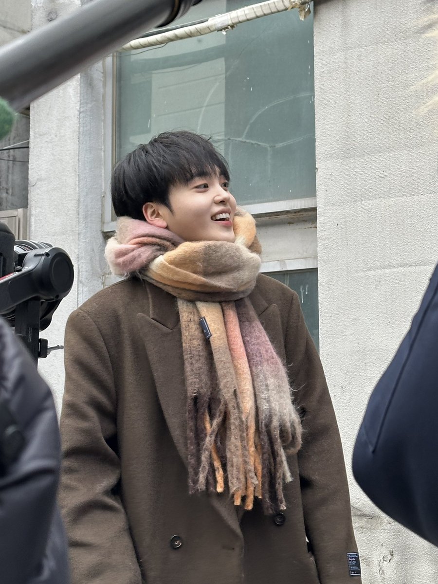 울 엠씨님 이 날 왜케 뽀용뽀용? ✨..
아래 링크에서 더 자세한 미모 확인 가능!

🥐 youtu.be/Y8wsLIx_W10

#핫한ZIP시즌2 #핫한ZIP #MZ요정
#형준 #HYEONGJUN
#크래비티 #CRAVITY
#강남구 #압구정 #가로수길 #카페