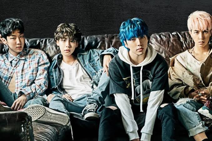 kchartsmaster's tweet photo. Last 10 boygroup songs to reach #1 on MelOn Daily Chart:

BIGBANG, Still Life (2022)
BTS, Butter (2021)
BTS, Dynamite (2020)
WINNER, AH YEAH (2019)
BTS, Boy With Luv (2019)
WINNER, MILLIONS (2018)
BTS, FAKE LOVE (2018)
WINNER, EVERYDAY (2018)
BIGBANG, Flower Road (2018)
iKON, LOVE SCENARIO (2018)