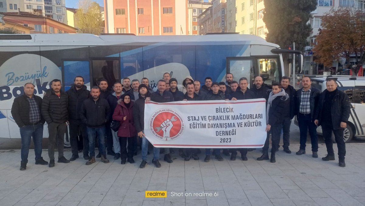 omerayiran's tweet photo. Bilecik Staj ve Çıraklık Mağdurları yola çıktık... 

KARTALDAN TBMMYE SESLENİYORUZ  

 #StajyerÇırakMitingde https://t.co/rvaEx4pZ9X