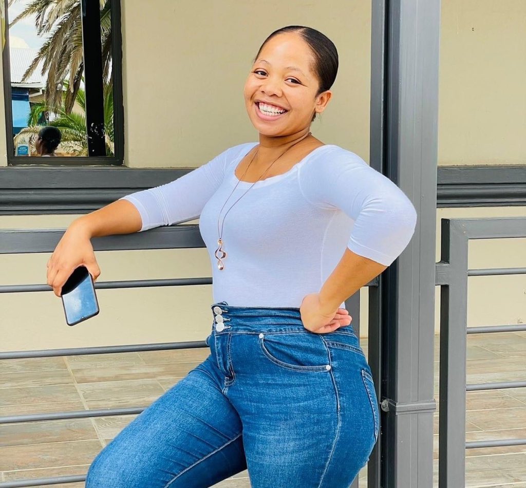 AdvoBarryRoux's tweet photo. Jessica Nombulelo Michael who was supposed to testify in court on Wednesday was last seen on 5 Dec 2023. She is a GBV social worker based at Koffiefontein Office Xhariep District in the Free State. Any infor, please 082 676 3133 or SAPS.

Repost For Awareness https://t.co/1ZLBrPbfv9