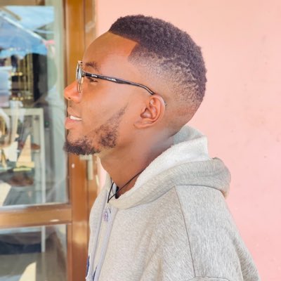 oscarbrzzy's tweet photo. #NewProfilePic https://t.co/AT1YrZEpSG