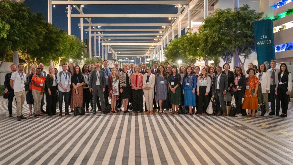 Inger Andersen (@andersen_inger) on Twitter photo And it's a wrap. What an amazing <a href="/UNEP/">UN Environment Programme</a> team! Thanks y'all. I am so proud of my fab colleagues: From Gap Reports, to Nature, to Oceans, to Circularity, to Buildings, to RenewableEnergy, to E-mobility, to Justice. <a href="/UNEP/">UN Environment Programme</a> is supporting parties & providing science for #ClimateAction And it's a wrap. What an amazing <a href="/UNEP/">UN Environment Programme</a> team! Thanks y'all. I am so proud of my fab colleagues: From Gap Reports, to Nature, to Oceans, to Circularity, to Buildings, to RenewableEnergy, to E-mobility, to Justice. <a href="/UNEP/">UN Environment Programme</a> is supporting parties & providing science for #ClimateAction