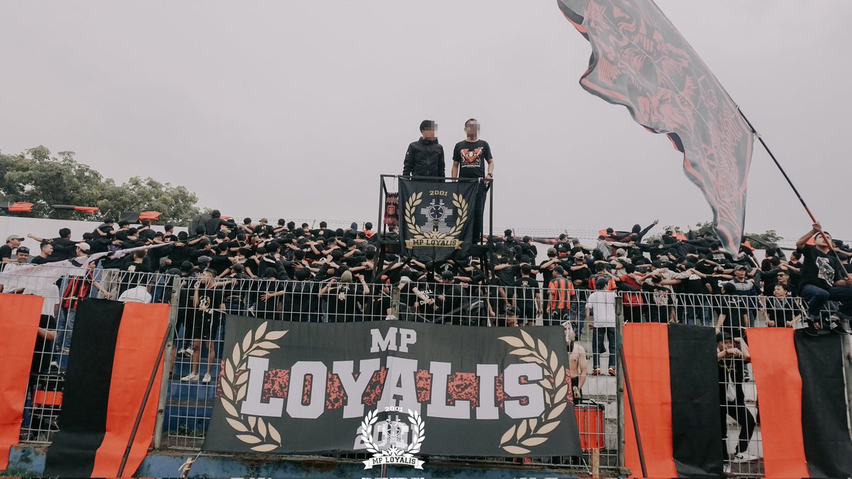Loyalis2001's tweet photo. Musim baru membawa angin ke arah harapan baru & menumbuhkan letupan semangat baru.
We believe in you
#psmp #mployalis2001 https://t.co/ubFvGbFicN