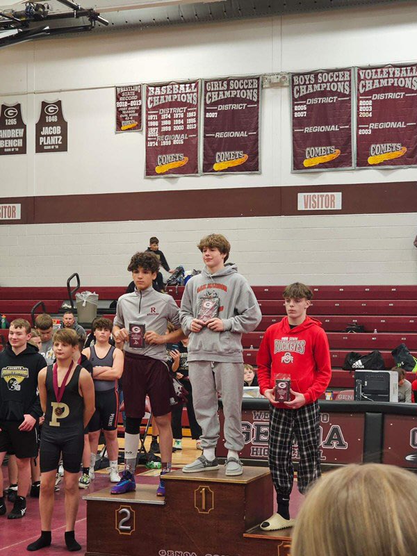WillardFlashes's tweet photo. Congrats the Willard Middle School wrestlers at the Genoa Invite. Kainen Lindsey 1st place and Braydon Cole 3rd. https://t.co/uzmcW7w1u6