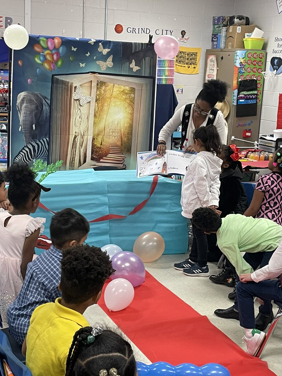 BatesITeach's tweet photo. We are #ProudAuthors! We had a great time celebrating the publishing of our very own book. I’m so proud of my students. ❤️📚 @studentreasures 
Take the challenge and order a free kit. 
 https://t.co/P56Pev5Axx https://t.co/IrgAwFu5pL