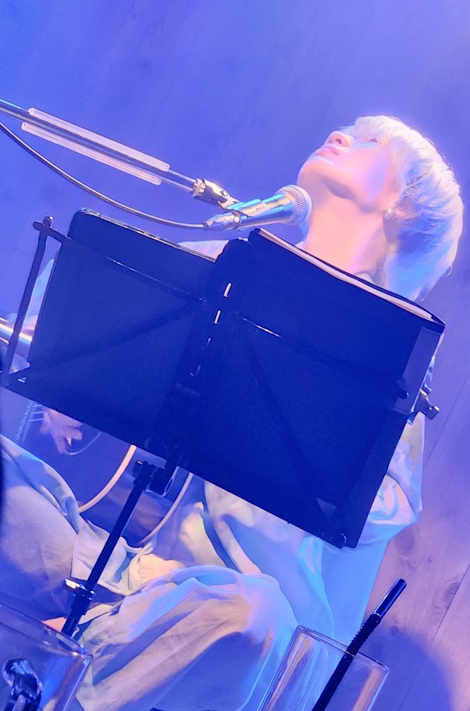 masa2252789088's tweet photo. 昨夜
月刊NOMADファイナルでした♪︎ シンガーの皆さん月1で新曲を…
3月~12月まで…
お疲れ様でしたそして素敵な歌をありがとう♪︎
#蒲田めい #増田桜美 #mouca
#KARU #塩川みさき
#りつフラワー #山田祥子
PA.🎧#ソラリナ
マネージャー #木下直子
#代官山NOMAD https://t.co/IgUFau7Ulf