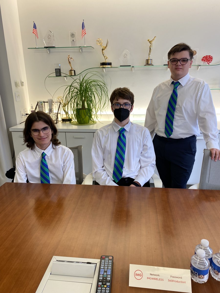 South Lakes High School Scholastic Bowl Team tweet media