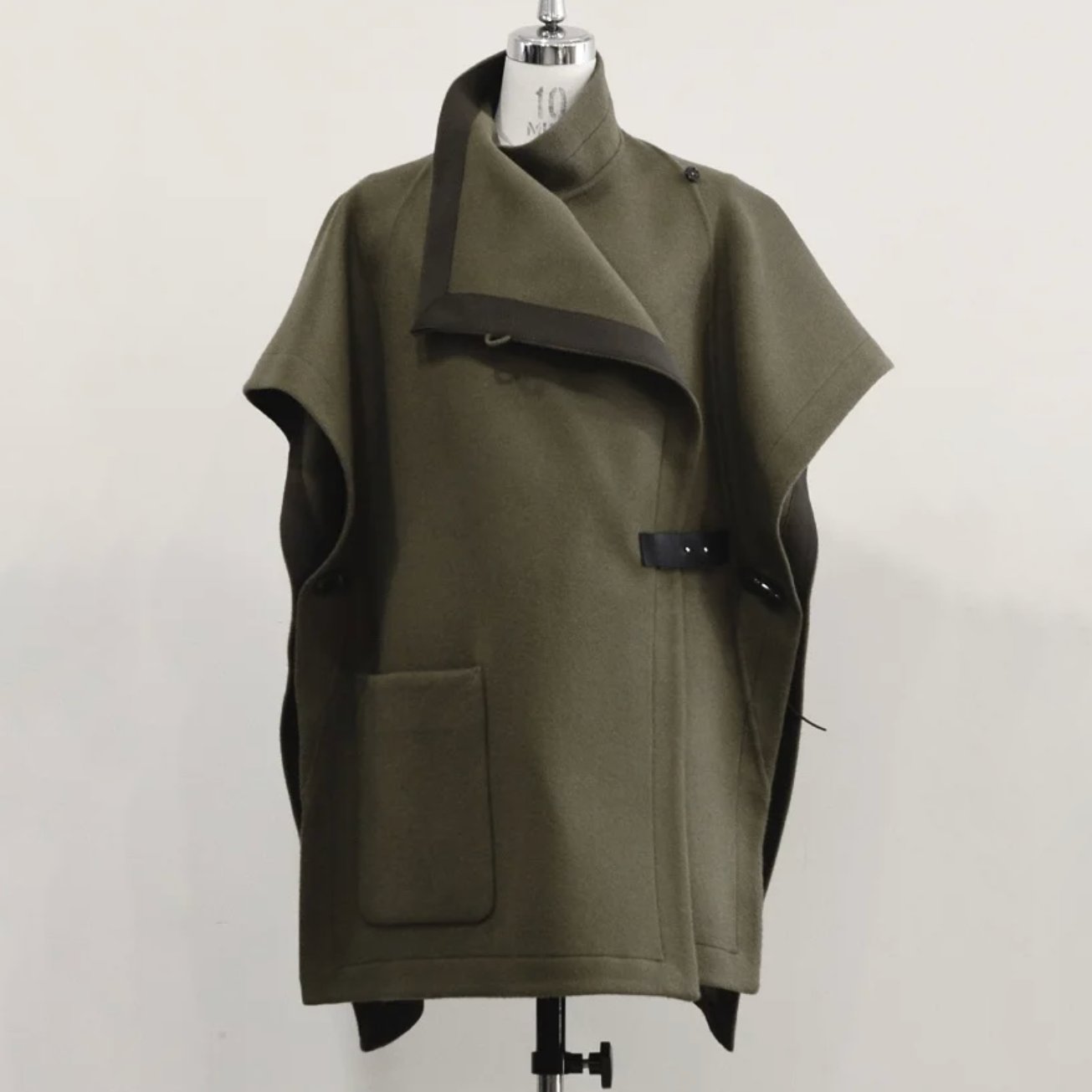 石田ゆり子さん着用　ドゥーズィエムクラス Lisiere リネン　コート 石田ゆり子さん着用 ドゥーズィエムクラス Lisiere リネン コート