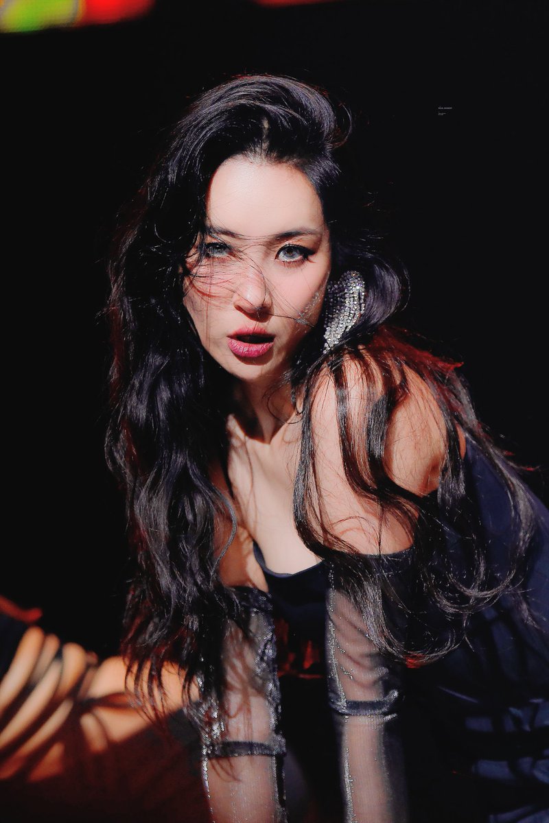 Moon. (@LalalaChenyue) / Posts / X