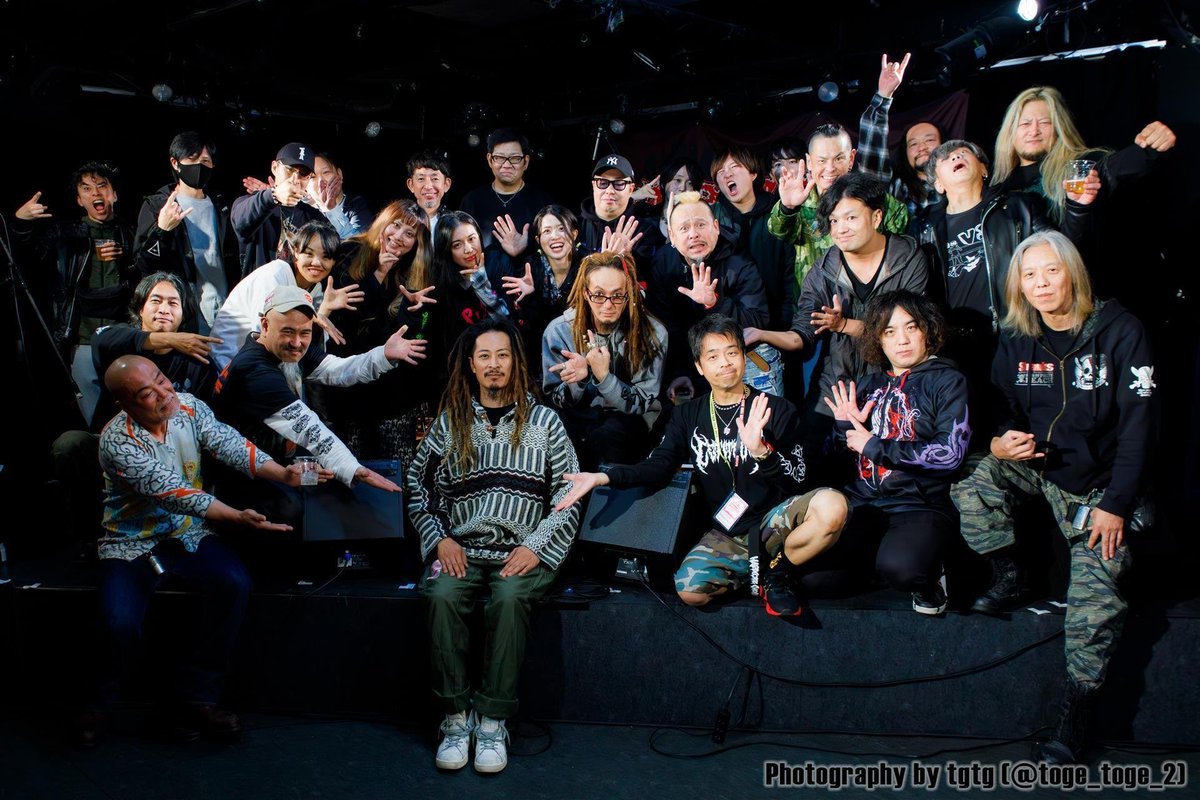 昨夜は共演のLETITOUT-lelia-、HYDROPHOBIA、IMPERIAL BLAZE、DreadnoughT、CRIMSONKILLY、絶叫！カーン、SILENCE OF INNOCENCE、企画してくださったBROTHERHOODや福岡grafの皆様、そして見に来てくださった皆様、どうもありがとうございました。

おかげさまで熱く最高な2023年の〆となりました‼️