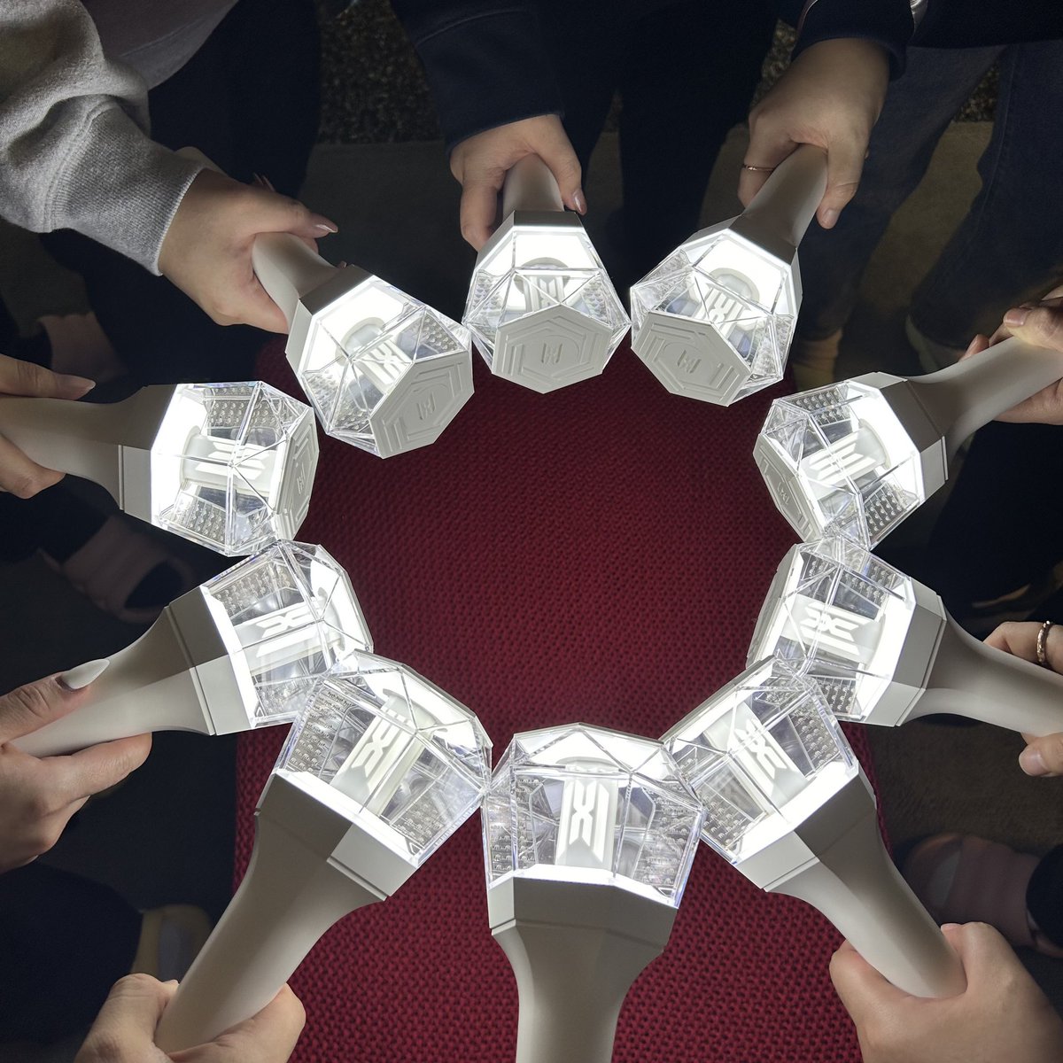 늪 tweet media