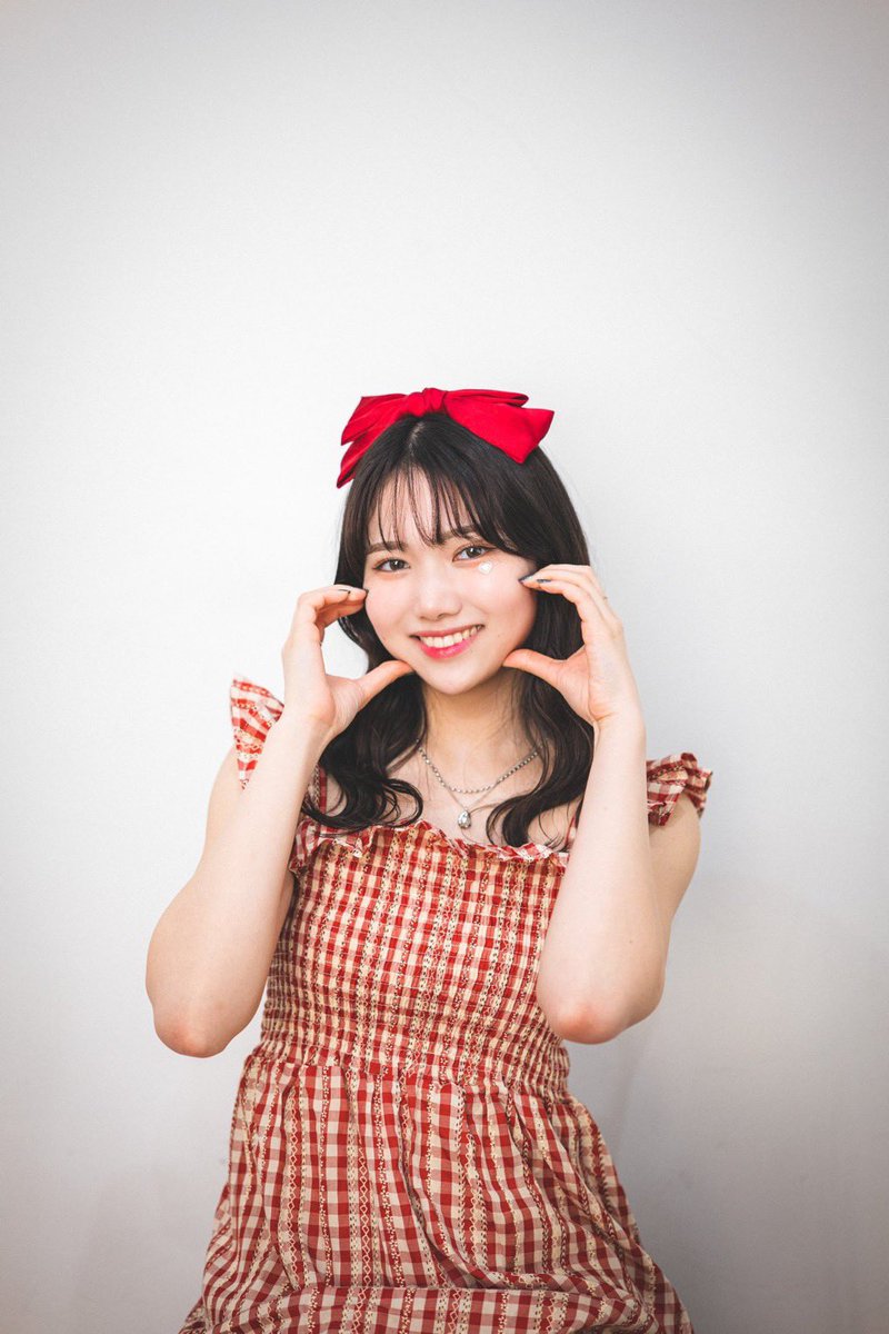 728dns_n's tweet photo. #釼持菜乃 ちゃんぜひ応援お願いします!!
現在15位で1pickも弱いためデビューが危ない状況です💦
圧倒的ビジュアル力で、頼れるお姉さん的一面もあればみんなを笑顔にするムードメーカーでもあります！そんな菜乃ちゃんにぜひみなさんのお力を貸してください‼️

釼持菜乃に清き1票お願い致します‼️ https://t.co/GG3yKuLPAe