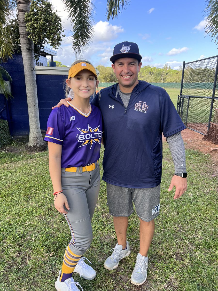 AlexalysTorres's tweet photo. Amazing camp at @STU_Softball! Thank you for giving me a great opportunity to come out and play. Thank you coach @guty_jc and the girls for having me!
@BVHS_Softball @bowey23 @cg8wood12 https://t.co/MUHvVHTCWt
