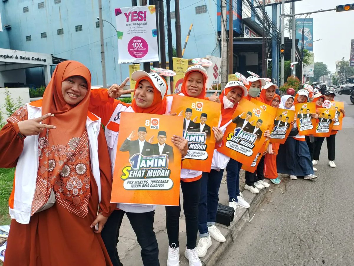 slistya's tweet photo. #PilihPKSAja
#PKSMenangJakartaIbuKota
@sahabatsardi02
@dpramedansatria
@syaikhu_ahmad
@pksejahtera https://t.co/AtDfGPpzyW