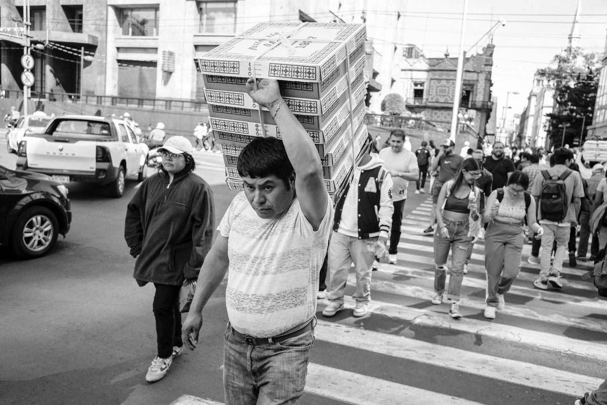 “Street Diaries” ~ Mexico City // #leica #streetphotography #CDMX