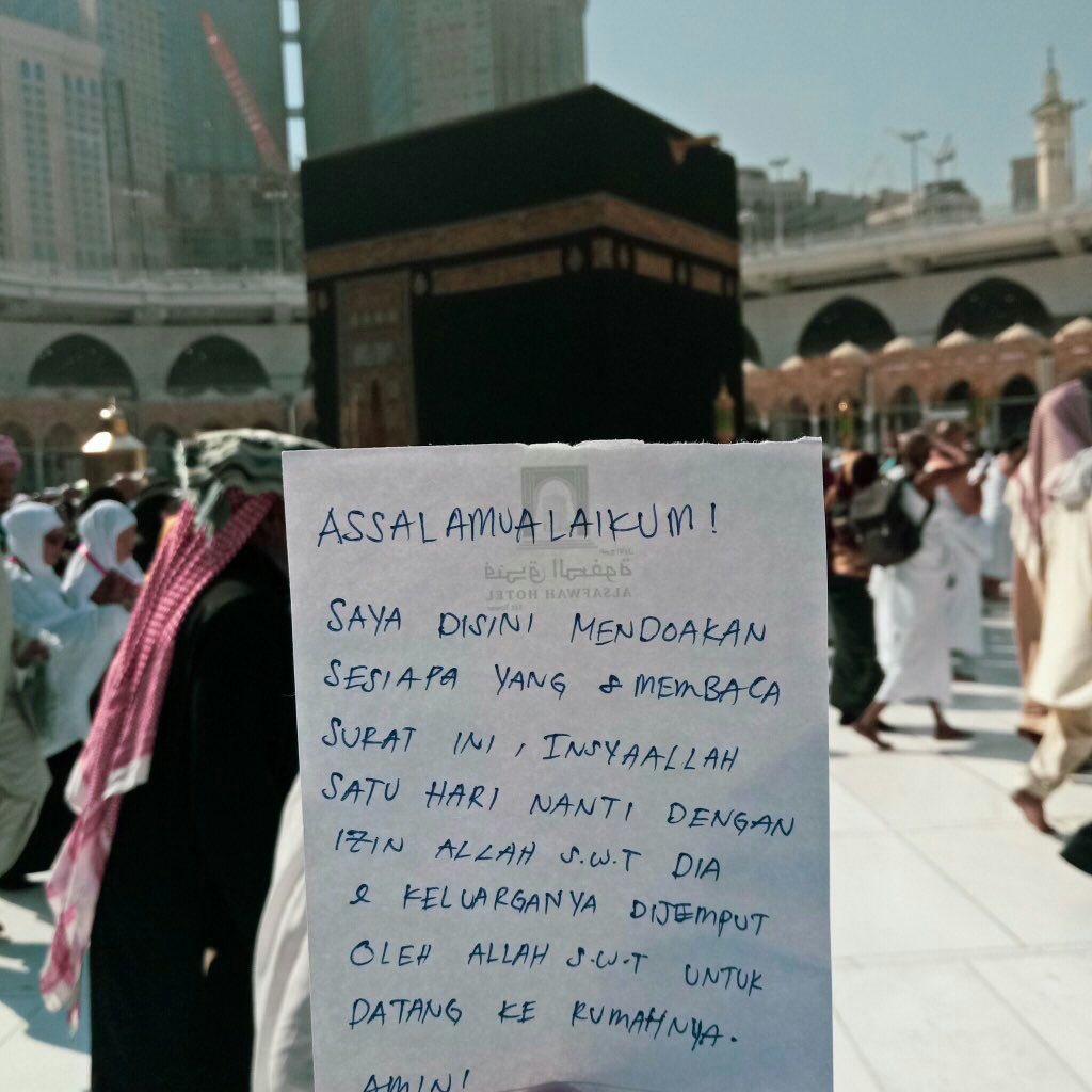 jentikhati's tweet photo. Ya Allah, murahkan rezeki kami dan jemputlah kami untuk datang ke Tanah Haram ini. Aamiin.. ❤️🤲 https://t.co/JlUSfHBJtj