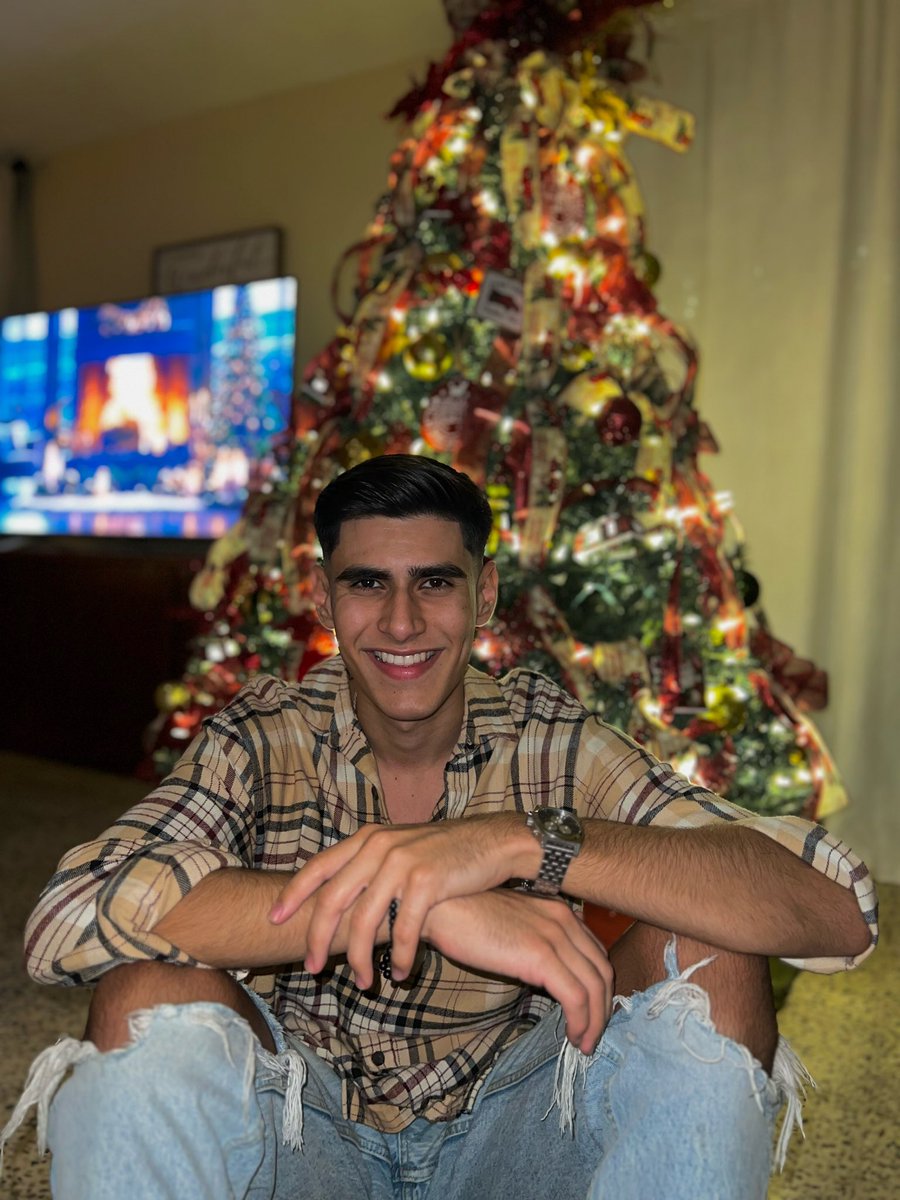 Eric Ojeda (@ericojeda13) on Twitter photo 