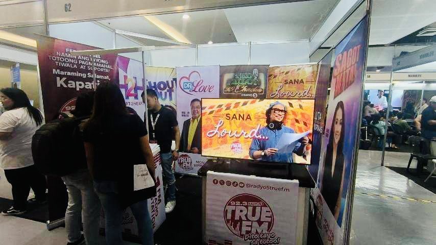TrueNetworkPH's tweet photo. #SaTrue FREE ADMISSION  sa Philippine Disability Expo 2023 dito sa Megatrade Hall 1. Bisitahin ang #Booth62 para sa mga sorpresang maari nyong makuha. 💯

Mamayang 3:00 NH magaganap ang inaabangang True Krismas Grand Chorale Contest kaya dapat hindi nyo palagpasin mga kapatid. https://t.co/VVDknyslvd