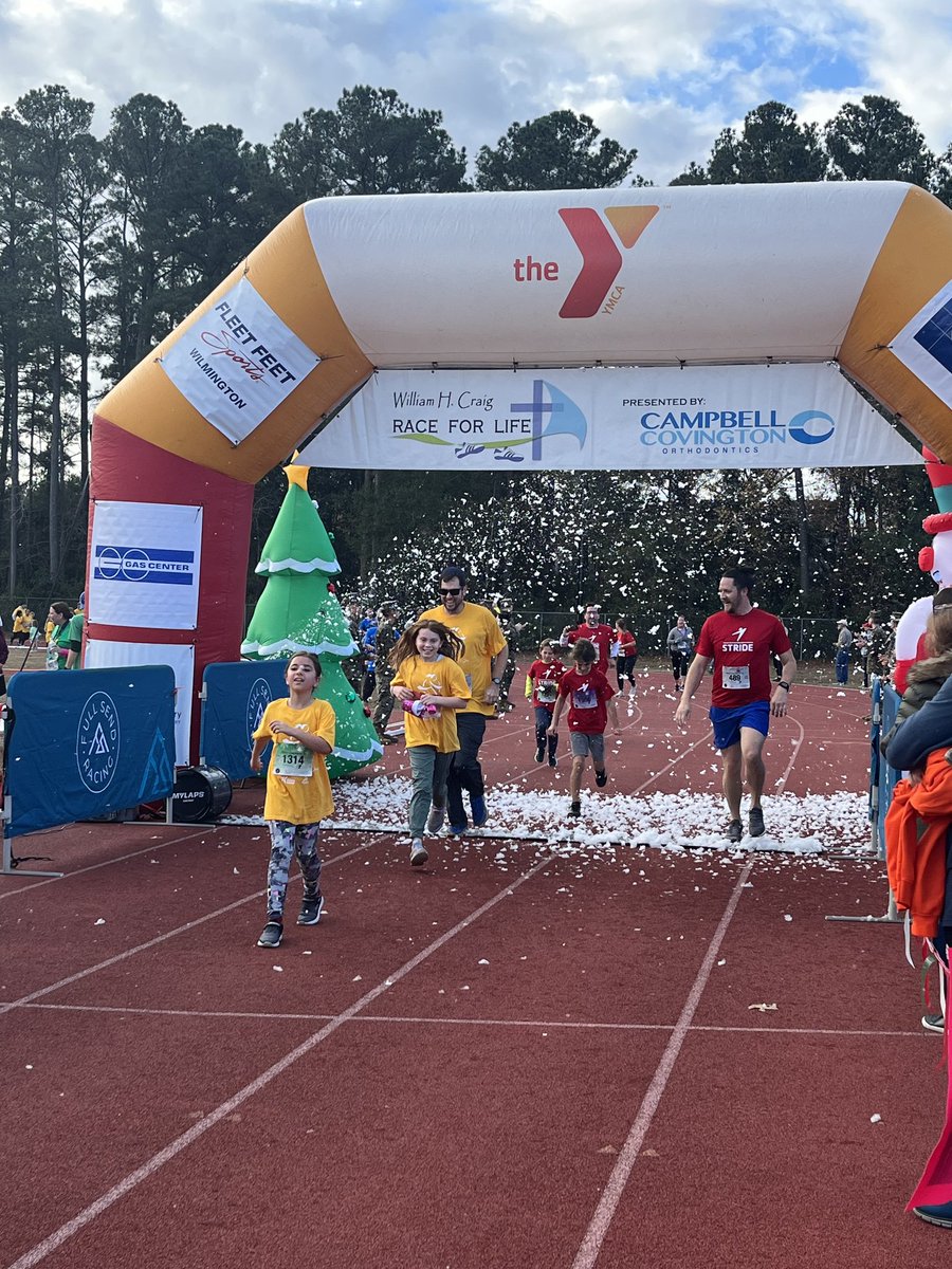 12 weeks of hard work and bonding came to an end today when Bellamy's <a href="/GirlsontheRunCC/">Girls on the Run</a> ran the William H Craig Relay for Life. Congratulations girls! We are proud of you. <a href="/chawkfan91/">JB Kilpatrick</a> <a href="/MrsRossersClass/">Jennifer Rosser</a> <a href="/KarenBlake/">KarenBlake</a> <a href="/NewHanoverCoSch/">New Hanover County Schools</a>