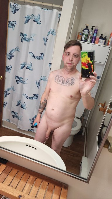 Weekends spent nude are the best. Have a great rest of your weekend, everyone!!  #nudist https://t.c<a href="/tag/nudist"class="tags"><span>#nudist</span></a>