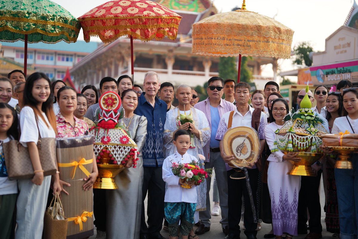 It was an honor today to join the ordination ceremony of Pol.Sgt. Chakrit Ditpakwaen at Wat Suan Som! We circled the temple three times, threw coins to renounce worldly possessions, and celebrated his acceptance as a monk!