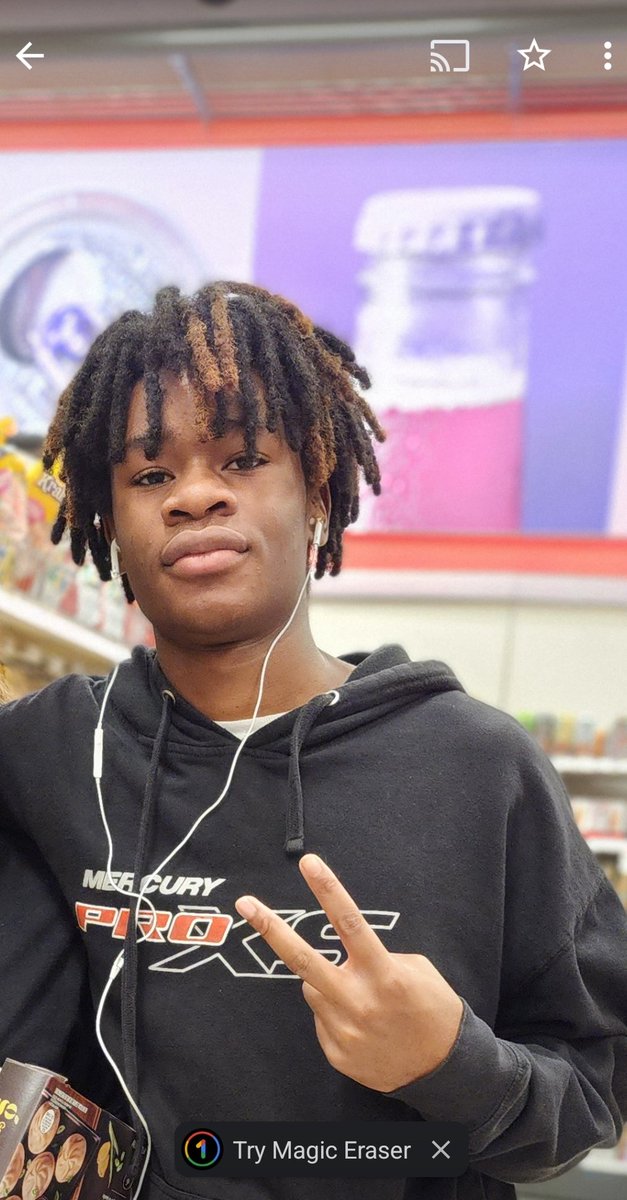 But why does my son look like a Young <a href="/Realdevinhaney/">Devin Haney</a>