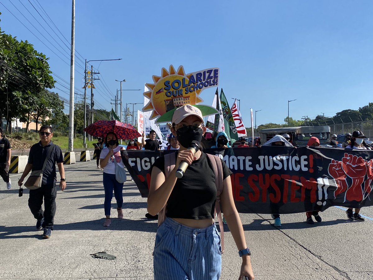 SaveEarthPH's tweet photo. 🌍On the Global Day of Action for #ClimateJustice, SAVE Ph joined thousands of climate justice advocates, labor, women, human rights, church, and youth groups calling for climate justice and system change. https://t.co/ERB1ssR3uU
